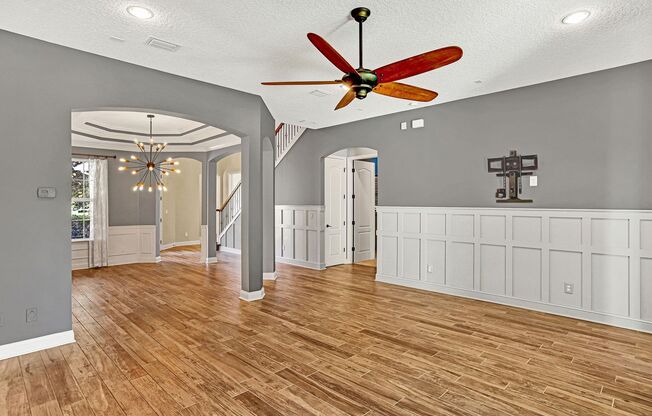 Gorgeous 5 bedroom/ 4 bathroom home in Durbin!