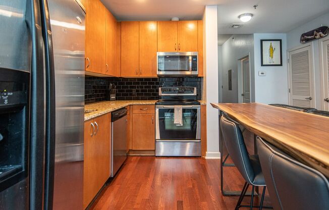 1 bed, 1 bath, $1,750, Unit Unit # 609