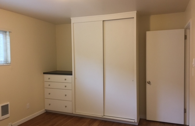 1 bed, 1 bath, 650 sqft, $1,995, Unit 205