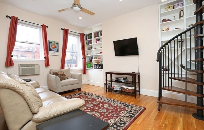 281 Beacon St