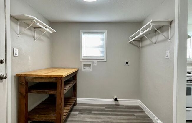 Studio, 1 bath, 300 sqft, $950