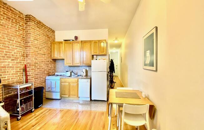 368 W 127 ST