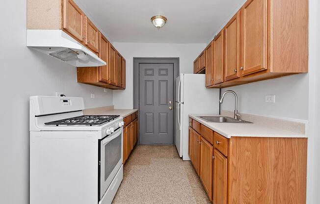 4736-4742 W 65th MOBILITY ZONE