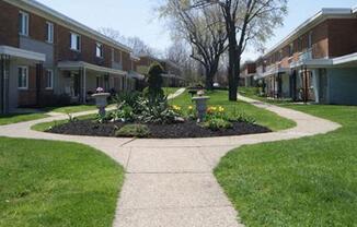 CEDARWOOD APARTMENTS