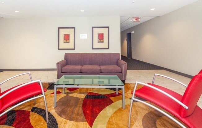 2 beds, 2 baths, 904 sqft, $3,195, Unit 202