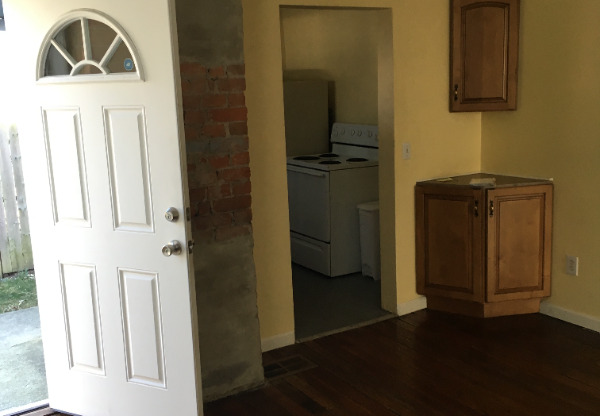 1122 SMT ST