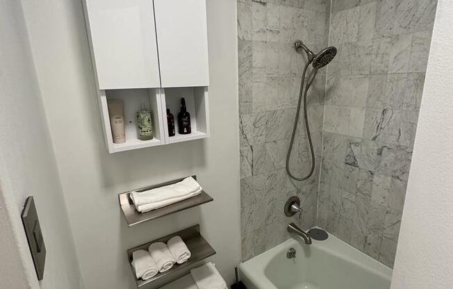 Studio, 1 bath, 550 sqft, $4,150, Unit 34-F