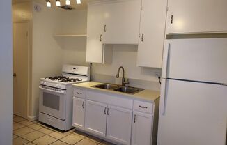 Studio, 1 bath, 500 sqft, $1,630, Unit 2138 1/2