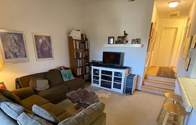 45 KENBROOK CIR