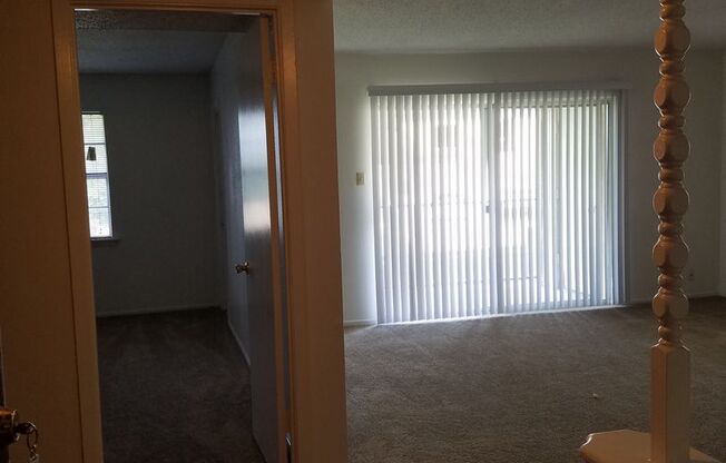 1 bed, 1 bath, 641 sqft, $800, Unit *424