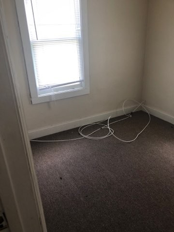 2 beds, 1 bath, $1,100