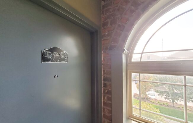 1 bed, 1 bath, 650 sqft, $1,195, Unit Unit 303 A650 w/Nook