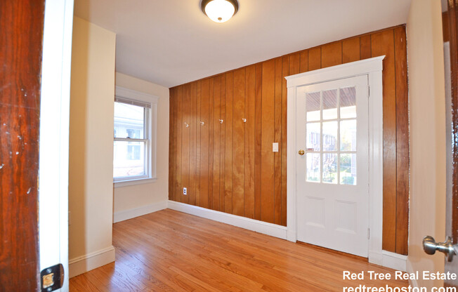 89 COLBORNE RD