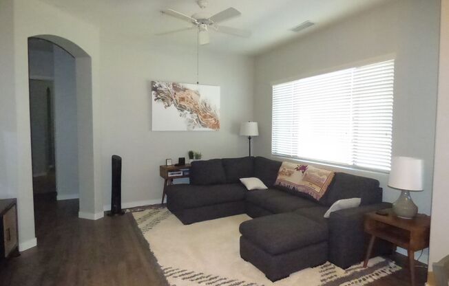 2 beds, 2 baths, $1,895