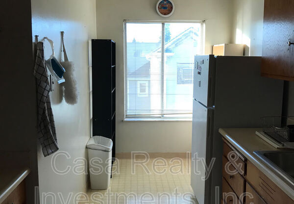 2132 Roosevelt Avenue Unit 7