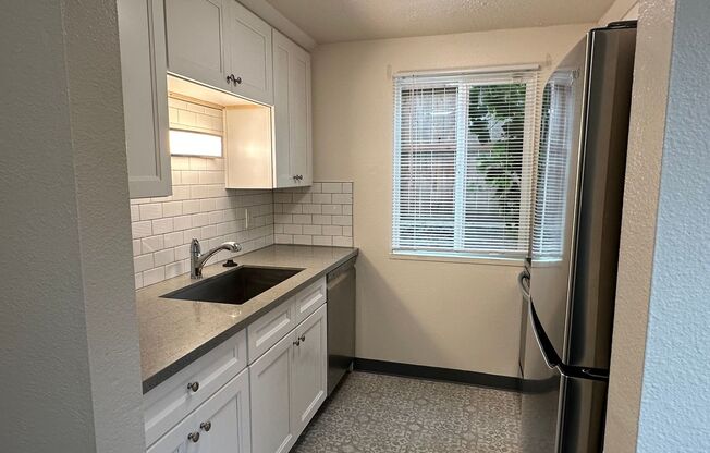 3 beds, 2.5 baths, 1,000 sqft, $1,795, Unit 5910