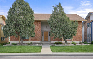 995 Holli Springs Lane