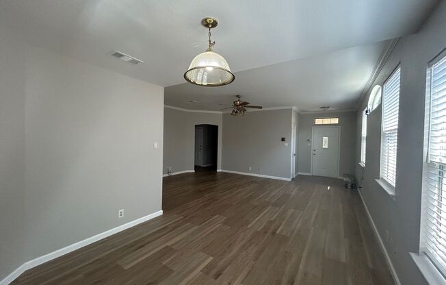 3Bedroom/2Bath Home for Lease! Available Now!