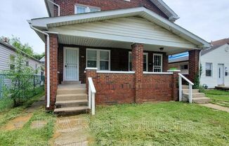 852 FAIRWOOD AVE