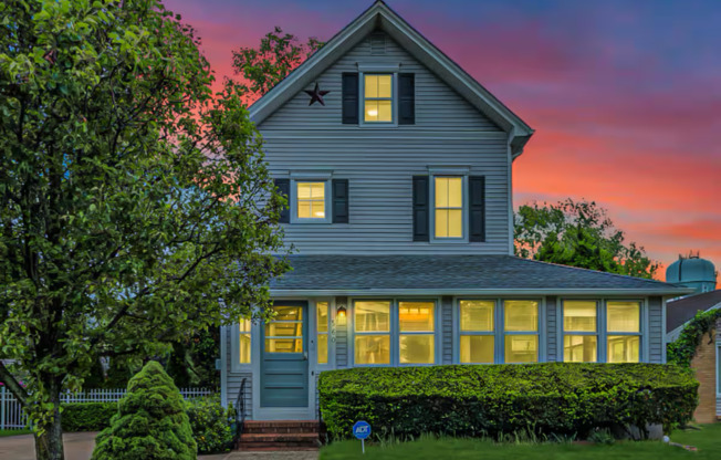560 PROSPECT AVE