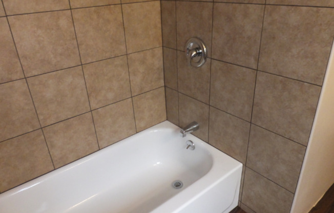 6890 Paramount Blvd. 8