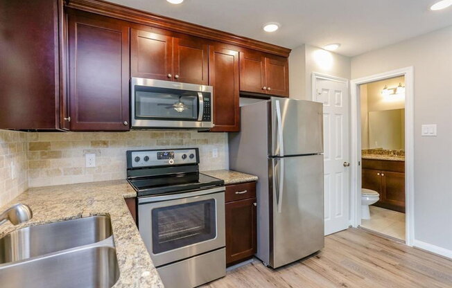 1 bed, 1 bath, 450 sqft, $825, Unit 4
