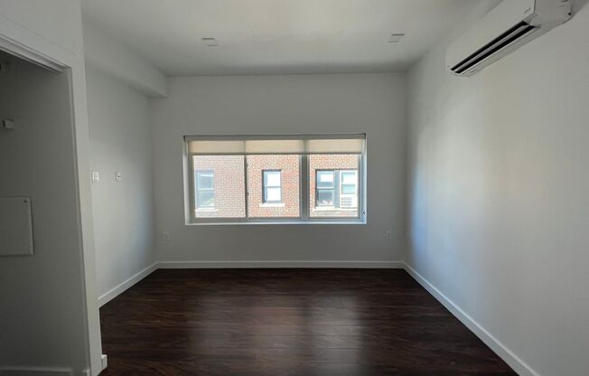 1 bed, 1 bath, 437 sqft, $1,480, Unit 414