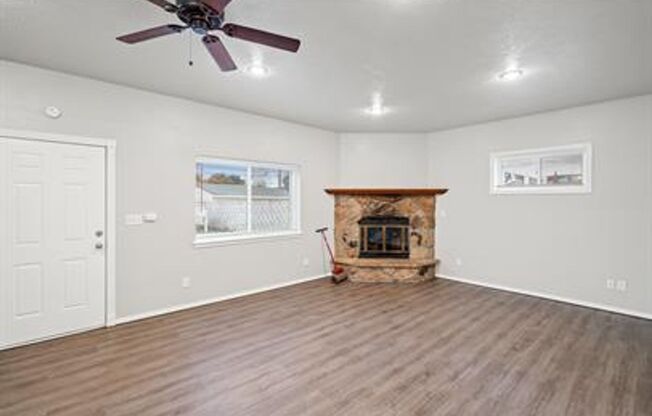 Beautiful Single Family Home on Spokanes North Side!!