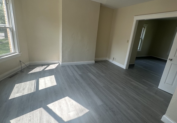 1211 East 86th Street - 1211 East 86th Street