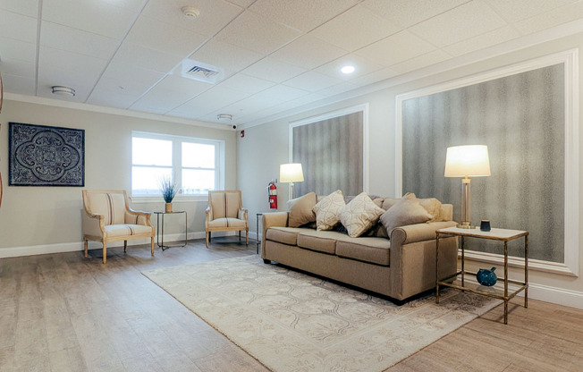 210 - 5th Floor