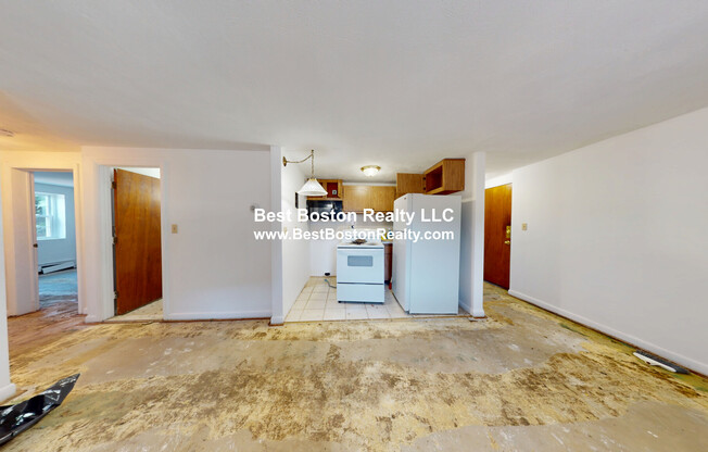 7 MERIDIAN ST