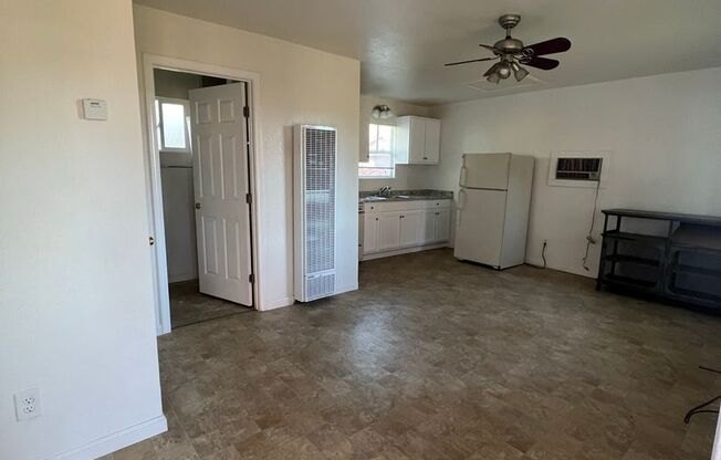 Studio, 1 bath, $950