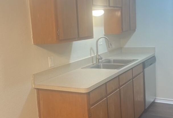 206 S. 4th Ave Mansfield, Texas 76063
