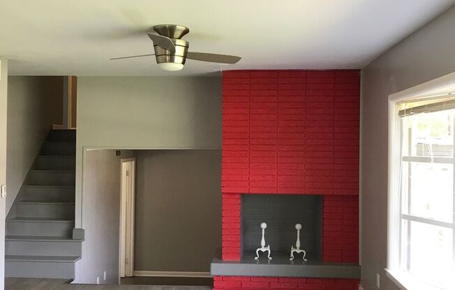308 South Zetterower