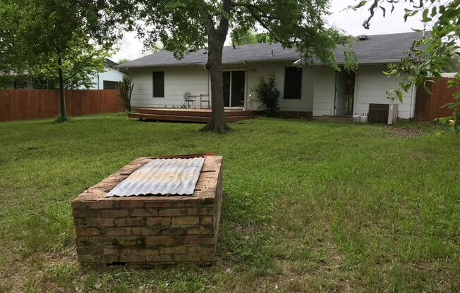 3 beds, 1 bath, $1,750