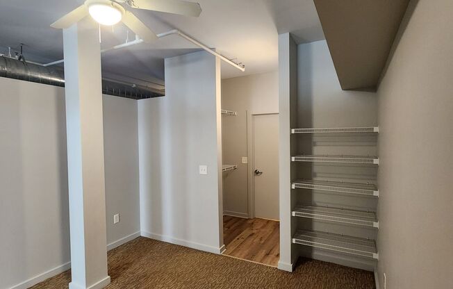 1 bed, 1 bath, 615 sqft, $1,195, Unit Unit 211