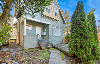 52ND Street 52ND Street Apartments