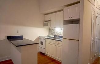 Studio, 1 bath, $2,350, Unit 2-A