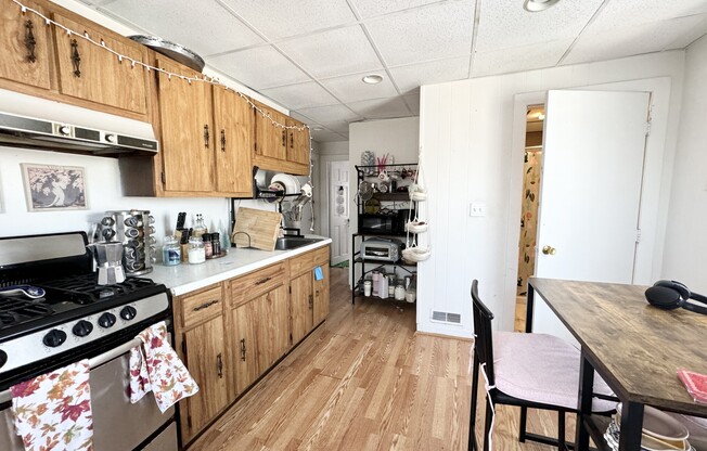 105 Buttonwood St.