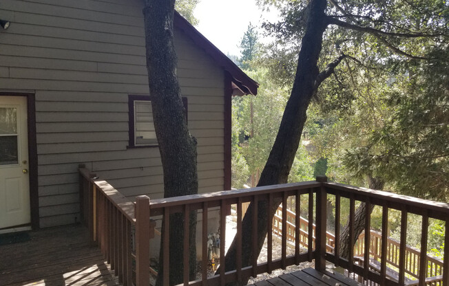 2 beds, 1 bath, $1,550