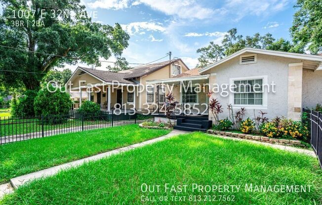 1007 E 32 AVE