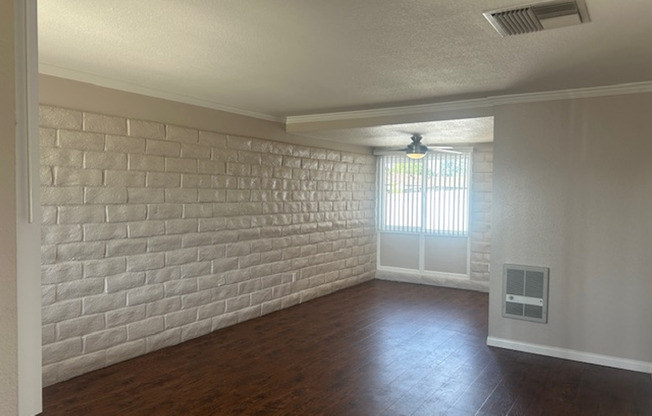 1 bed, 1 bath, 750 sqft, $2,370, Unit N1