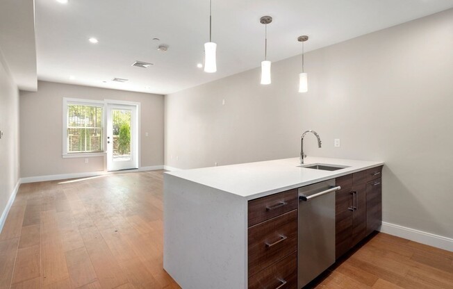 1 bed, 1 bath, 659 sqft, $2,900, Unit 107