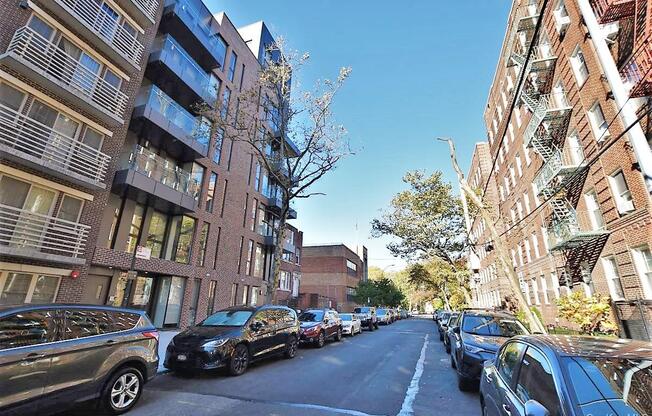 1 bed, 1.5 baths, 565 sqft, $3,150, Unit 2D