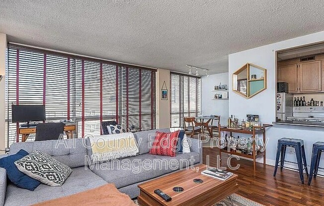 3110 North Sheridan Road
