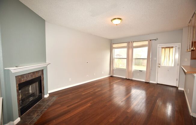Cul-de-Sac Comfort + Backyard Bonus in Pflugerville!