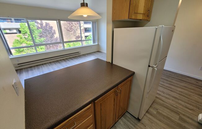 1 bed, 1 bath, $1,845, Unit C-401