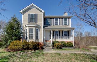 Wonderful Home  With Fireplace and Separate Dining Room In Sugar Tree