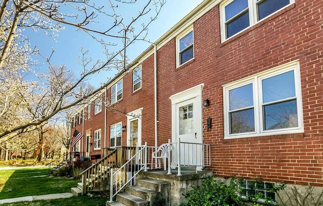 Charming 3-Bedroom Brick Townhome in Parkville – Updates Underway!