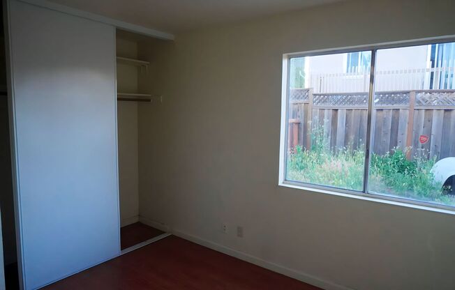 3 beds, 1 bath, $2,650